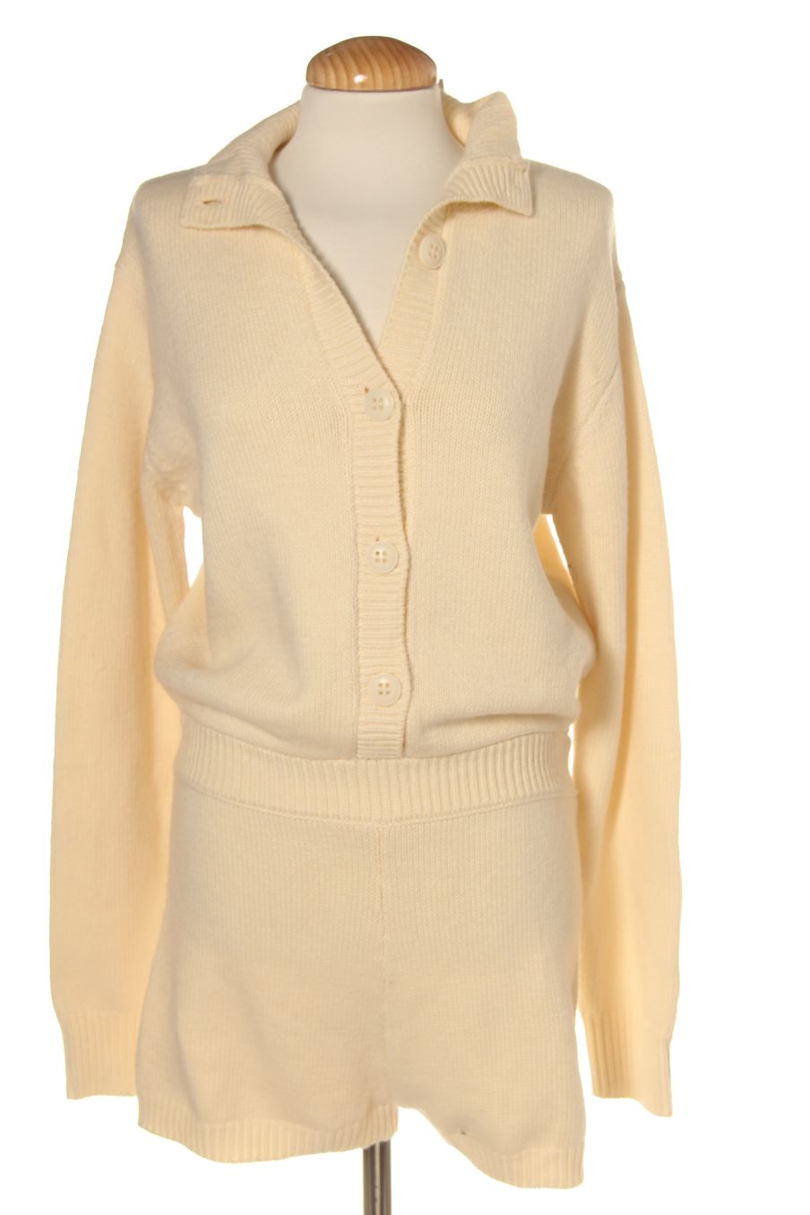 Mono de Zara de la talla M, de color beige