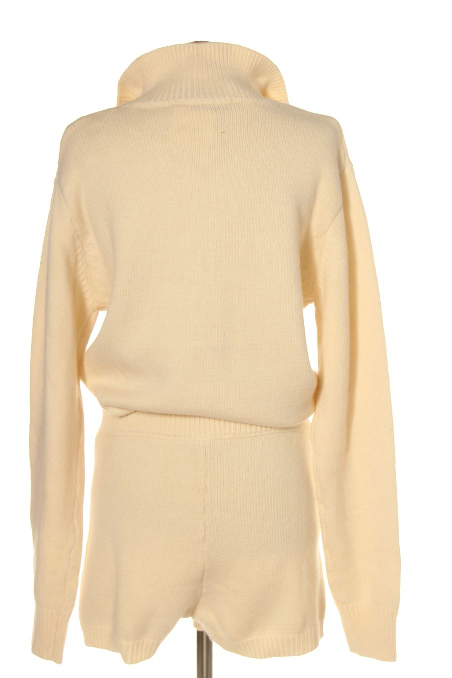 Mono de Zara de la talla M, de color beige