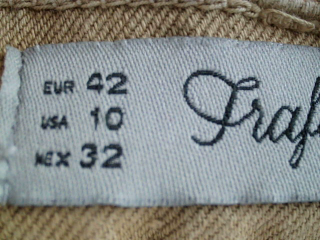 Jeans Trafaluc de la taille 42, de couleur beige de denim