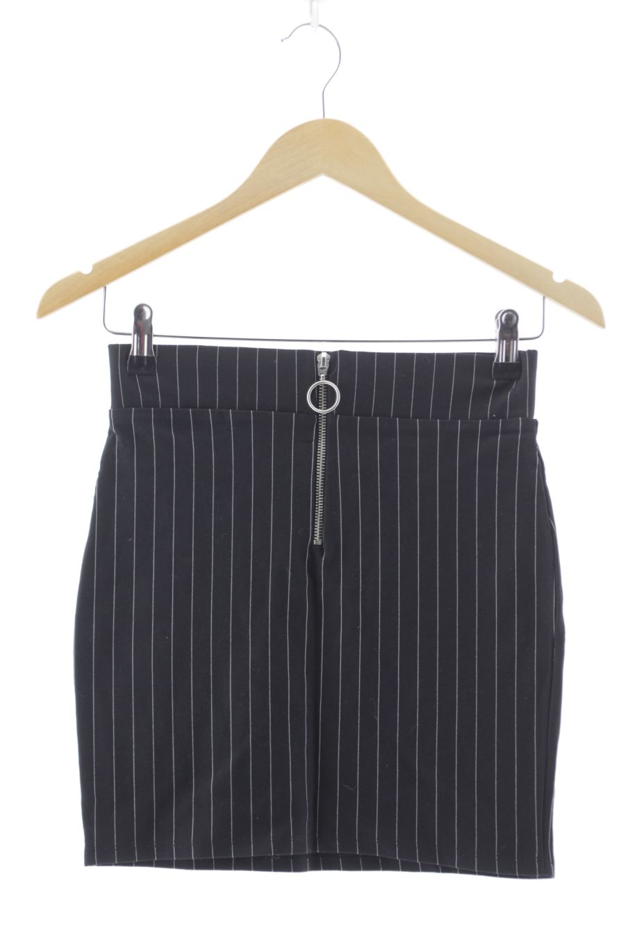 Jupe Bershka de la taille S, de couleur noir