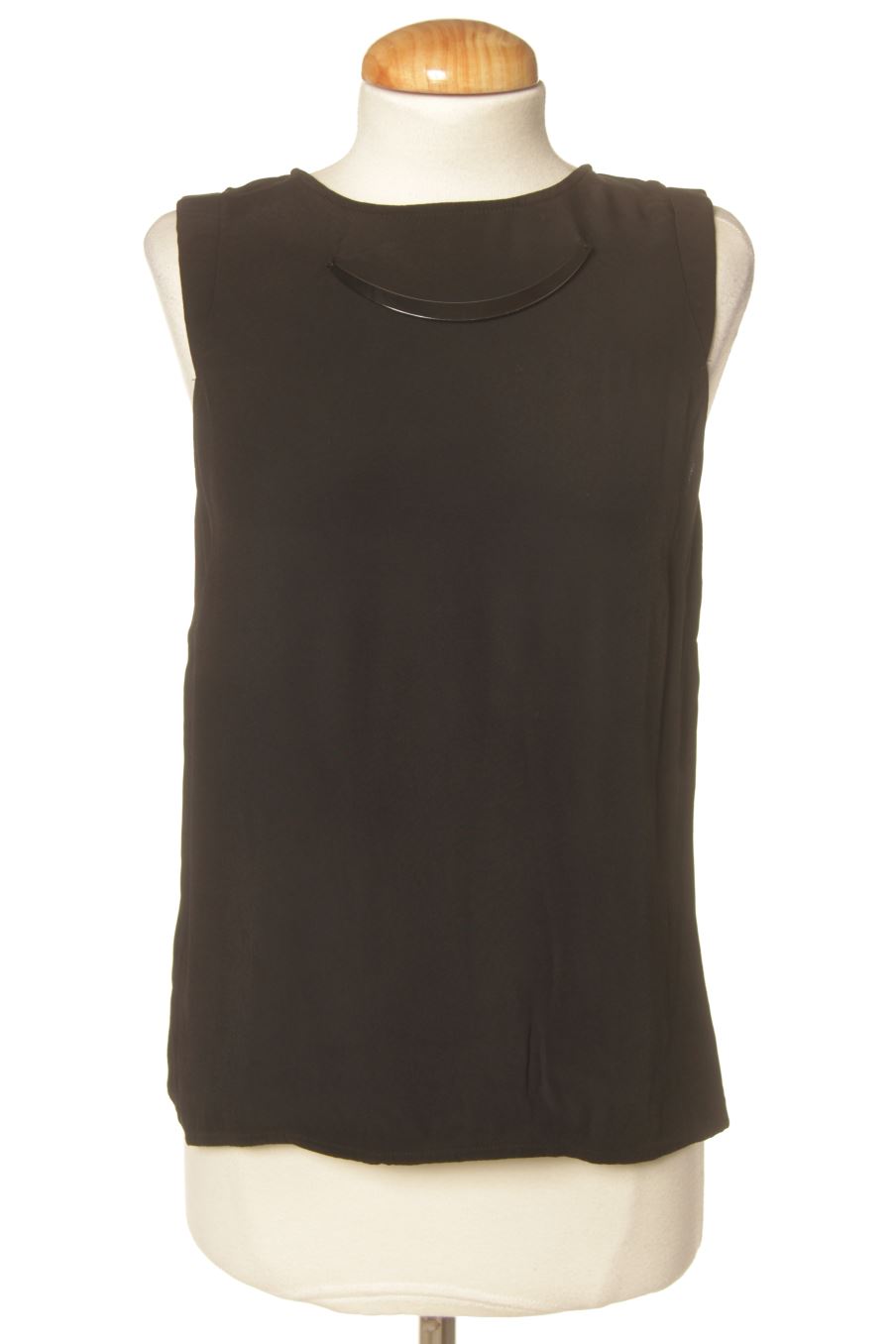 Top Stradivarius de la taille M, de couleur noir