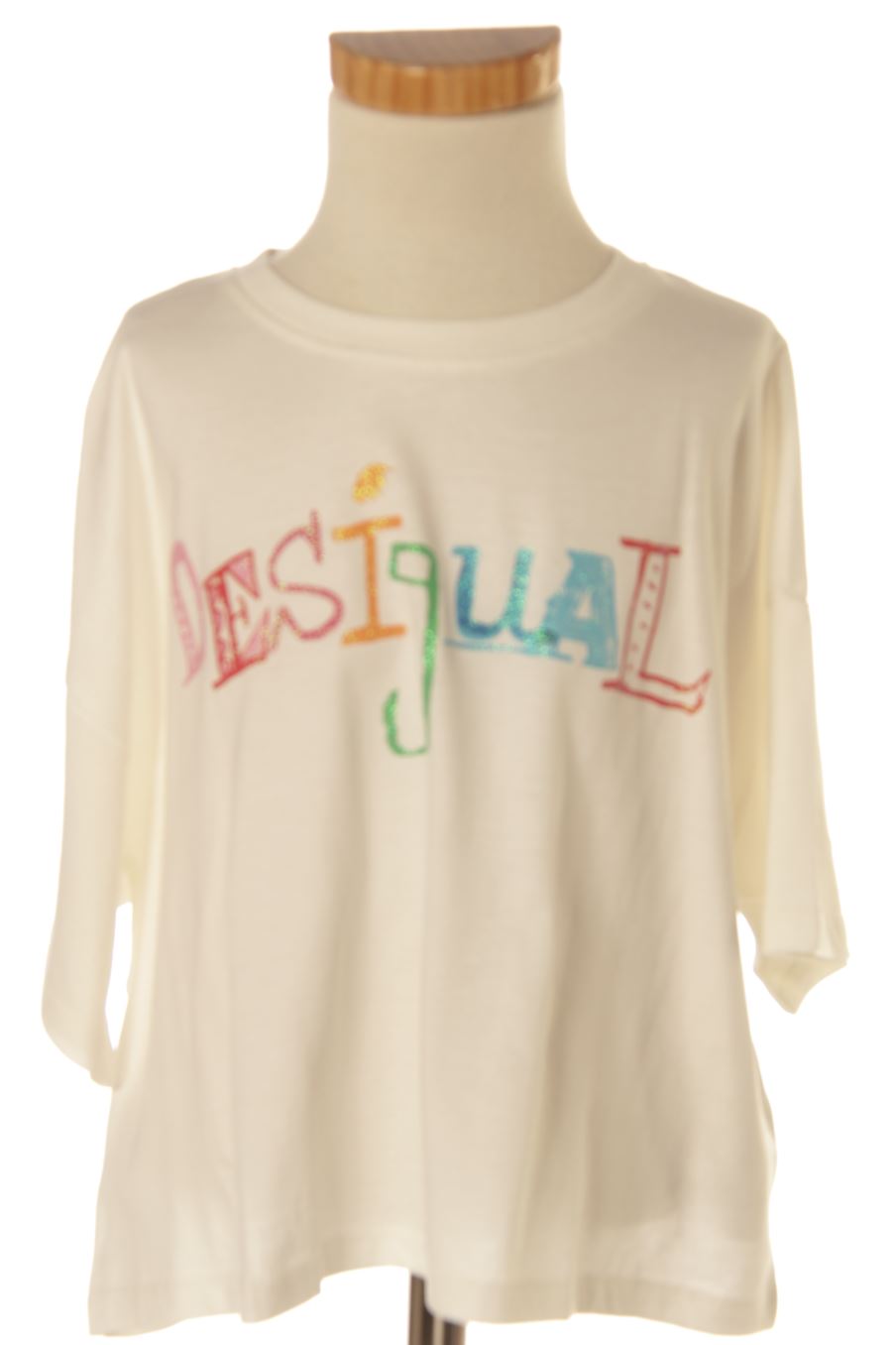 Camiseta de Desigual de la talla 7 años con etiqueta