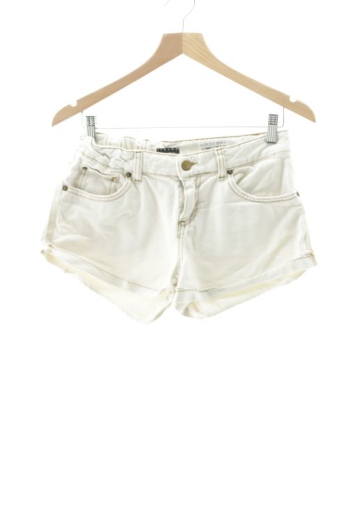 Pantalón corto