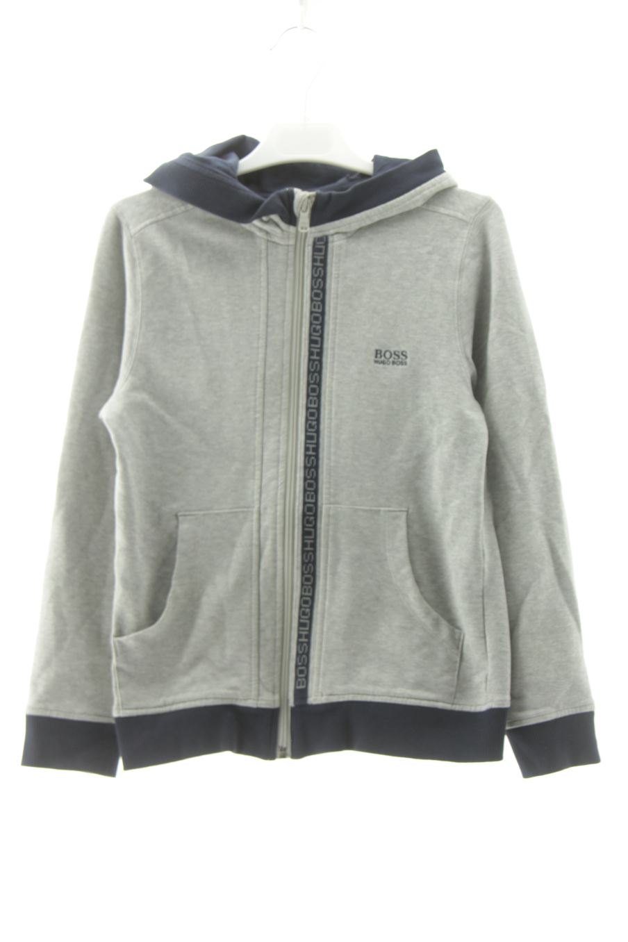 Sweatshirt Hugo boss de la taille 10 ans