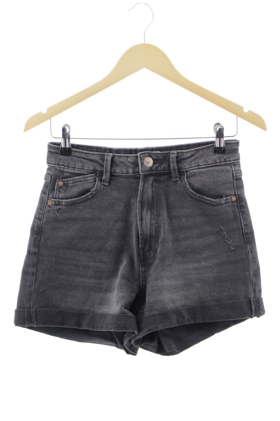 Pantalones cortos de Stradivarius de la talla 38, de color negro de ropa vaquera