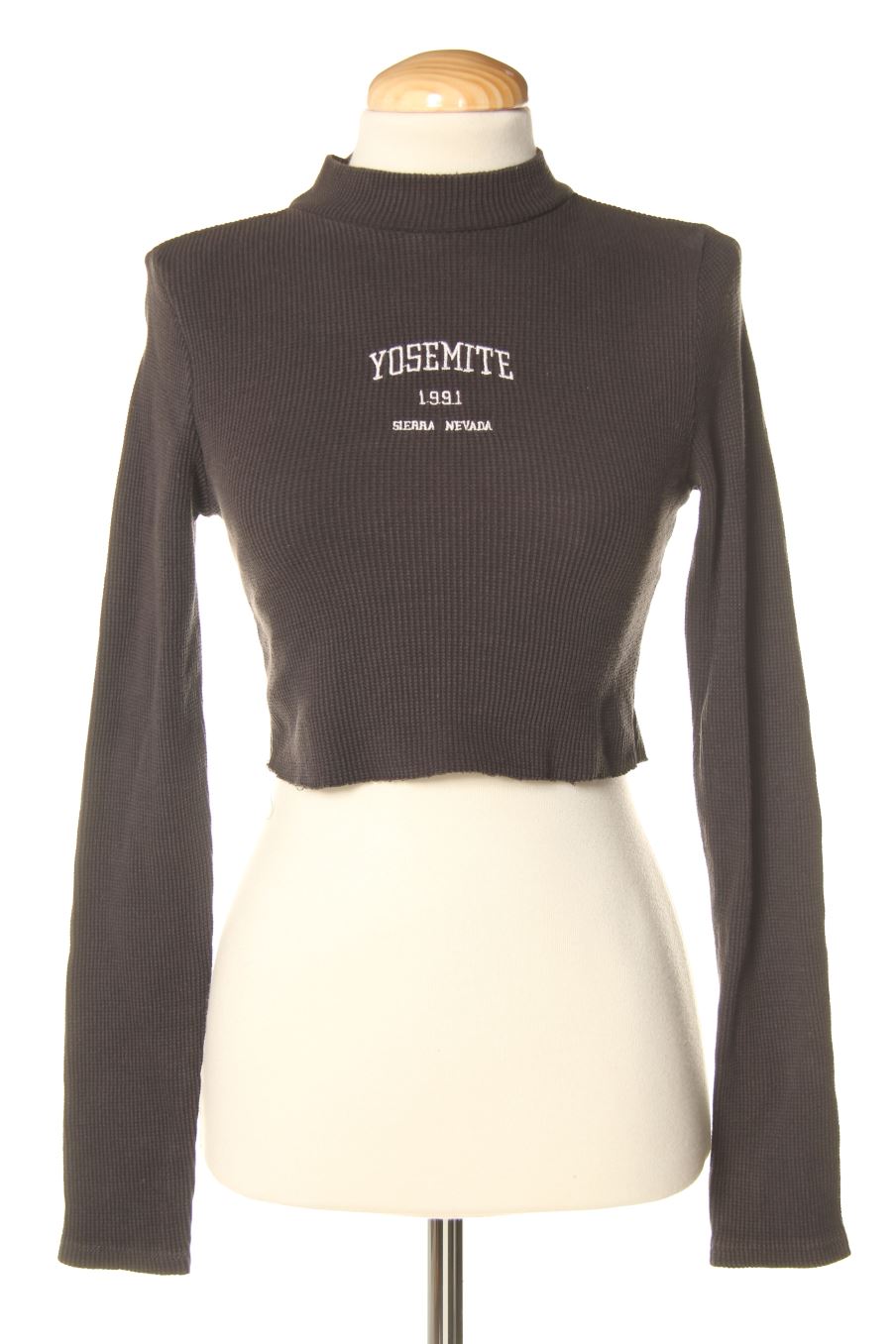 T-shirt à manches longues Bershka de la taille S, de couleur noir