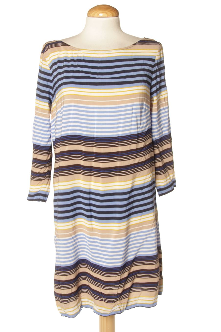 Robe casual Mango de la taille M, de couleur rayures