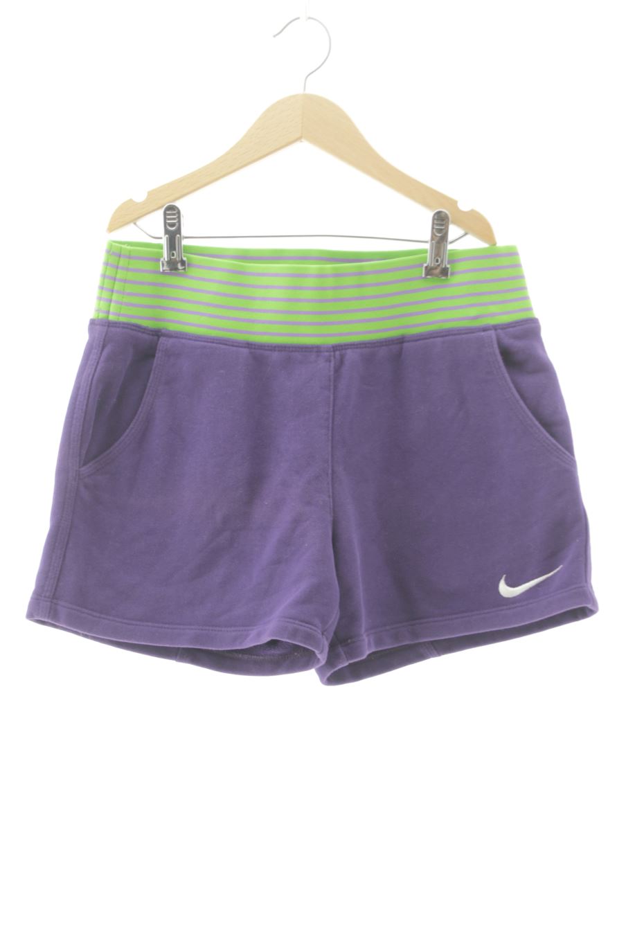 Short Nike de la taille 12 ans