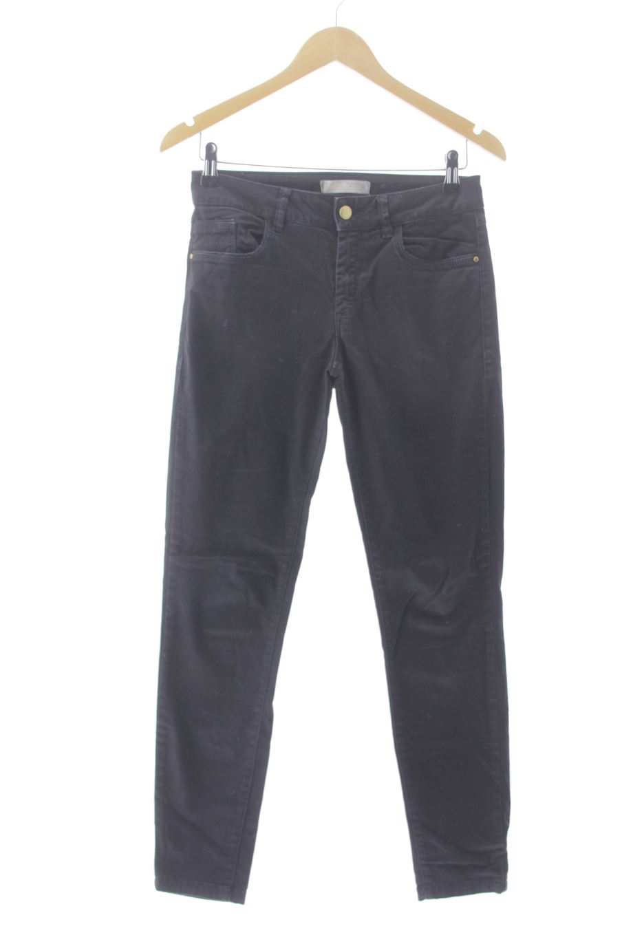 Jeans Zara de la taille 38, de couleur noir de denim