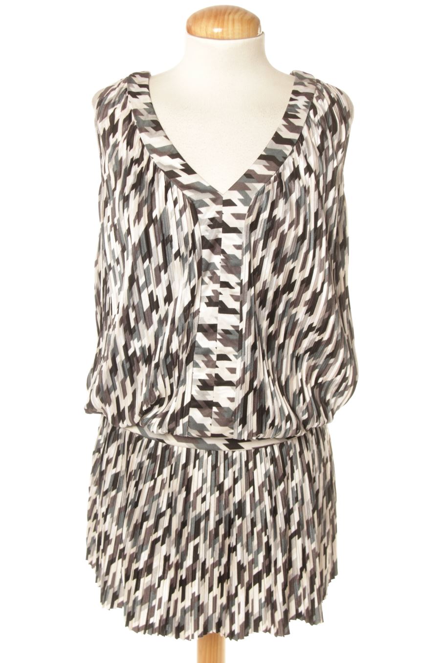 Robe casual Mango de la taille S, de couleur imprimés