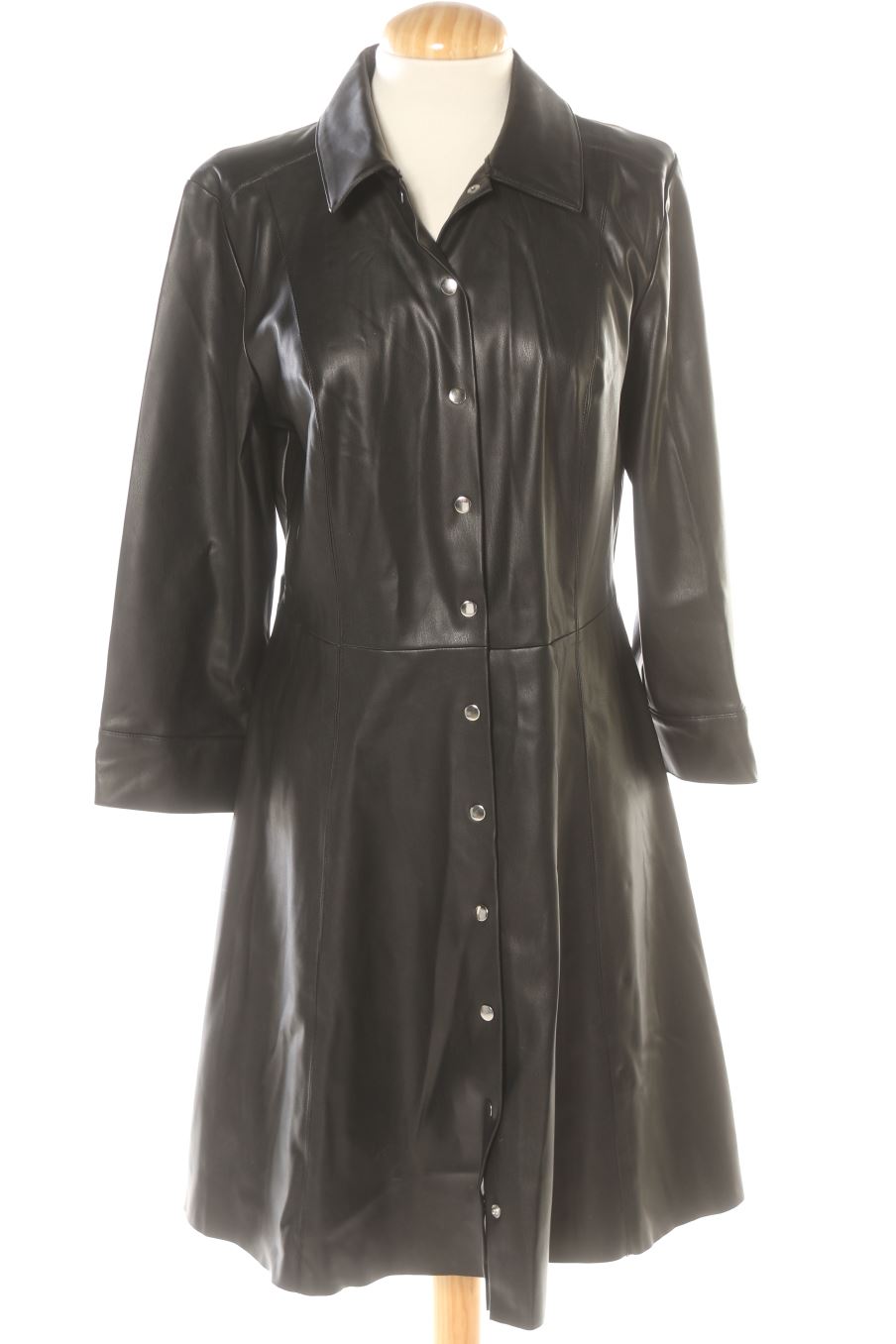 Robe casual Mango de la taille M, de couleur noir