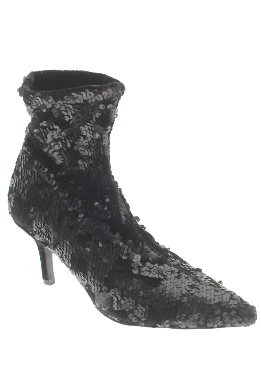 Botines de Zara de la talla 37, de color negro de