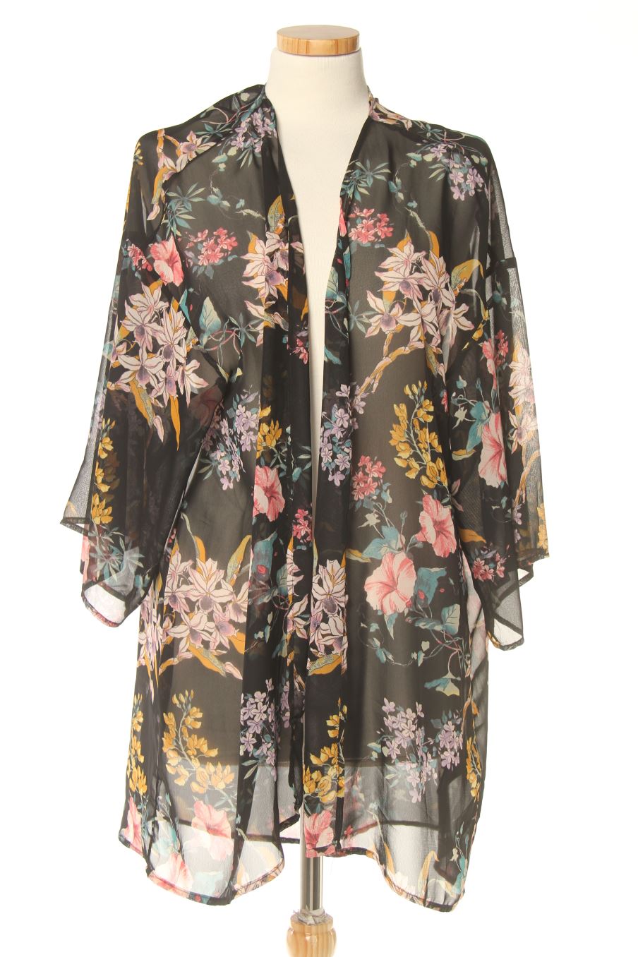 Kimono de H&M de la talla M, de color flores