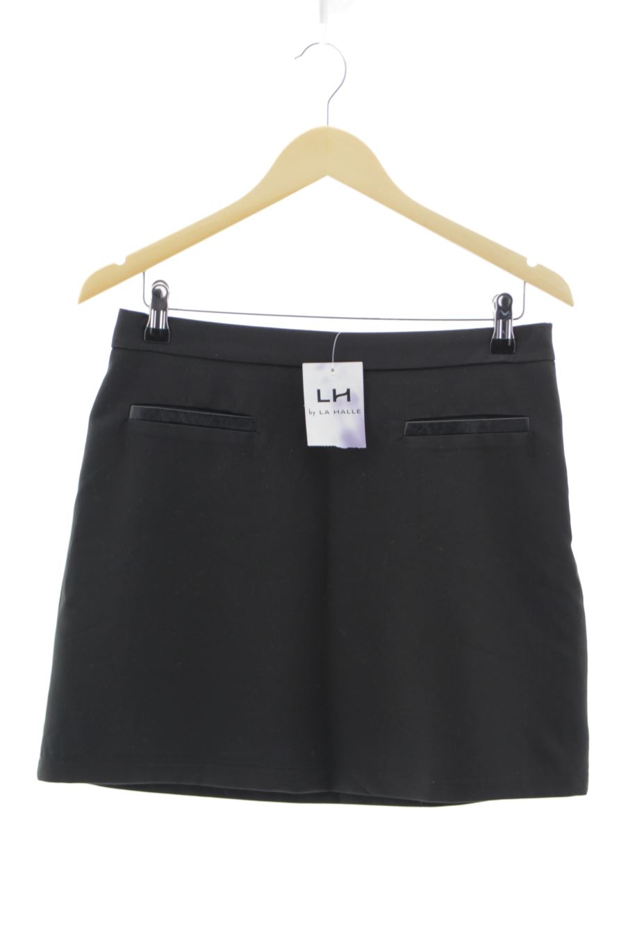 Jupe La Halle de la taille 38, de couleur noir