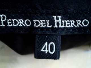 Falda de Pedro del Hierro de la talla 40, de color cuadros