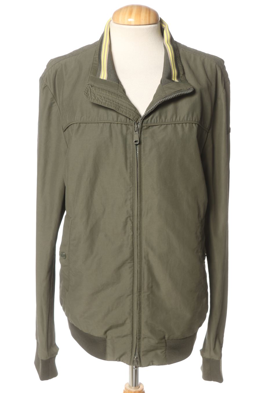Cazadora de Geox de la talla 46, de color verde