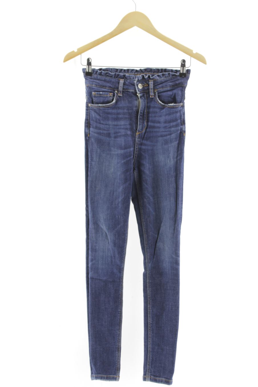 Jeans von Zara Größe 34, Farbe Blau, aus Jeanskleidung für