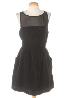 Vestido casual M Stradivarius, foto 1 de 2