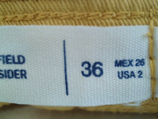Shorts Springfield de la taille 36, de couleur jaune de denim