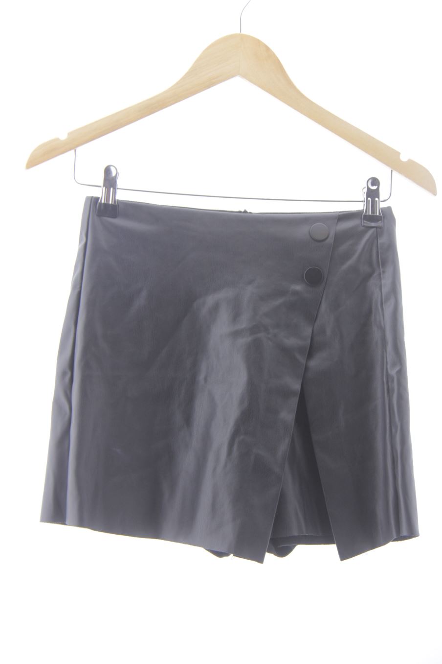 Kurze Hose von Stradivarius Größe 34, Farbe Schwarz, aus Synthetisch für