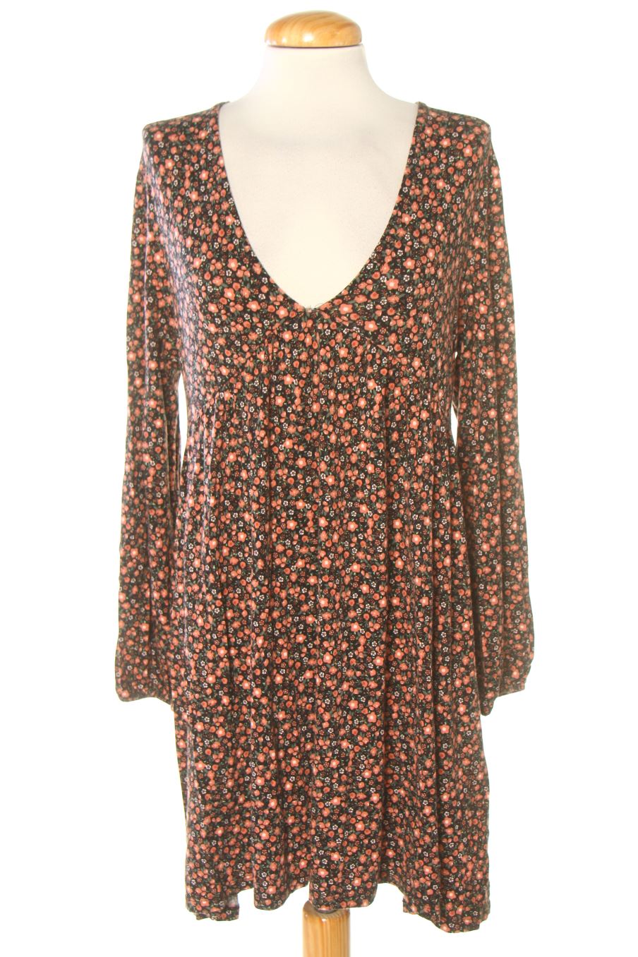 Robe casual Pull & Bear de la taille M, de couleur imprimés