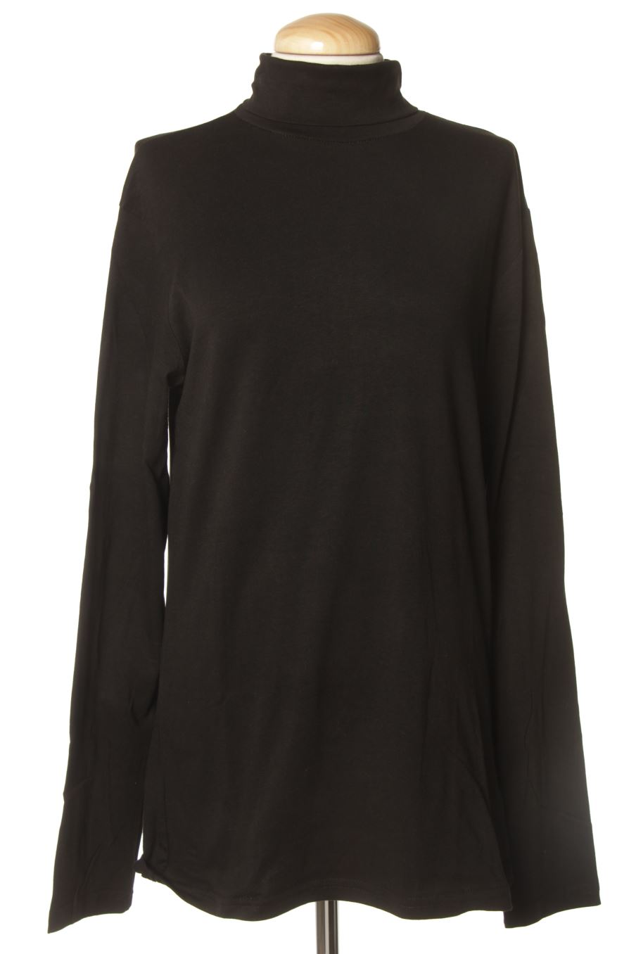 Camiseta manga larga de H&J de la talla XL, de color negro