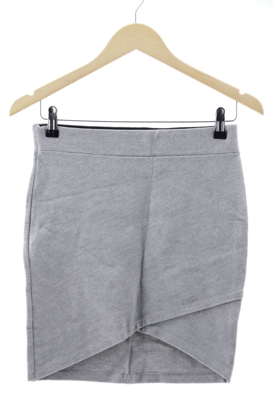 Jupe Stradivarius de la taille M, de couleur gris