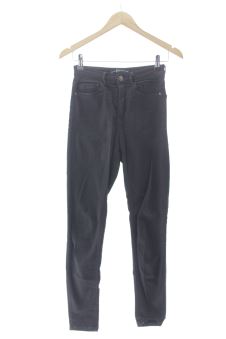 Jeans 34 Stradivarius, foto 1 di 2