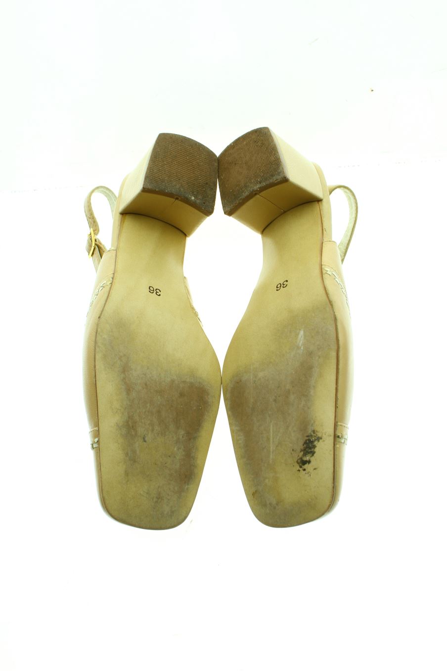 Sandalias tacon de pepe varó de la talla 36, de color beige de