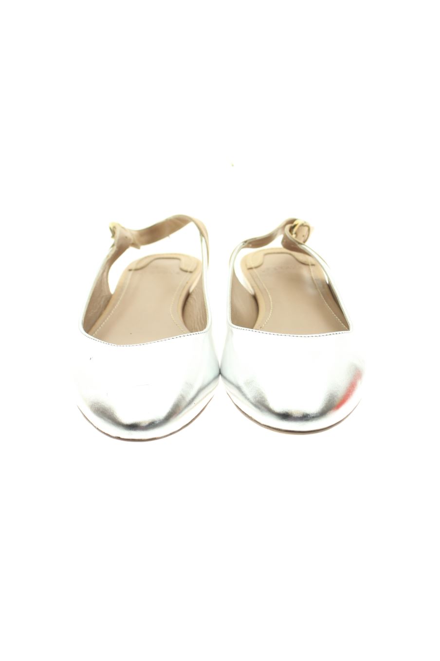 Sandalias planas de Uterqüe de la talla 38, de color plateado de
