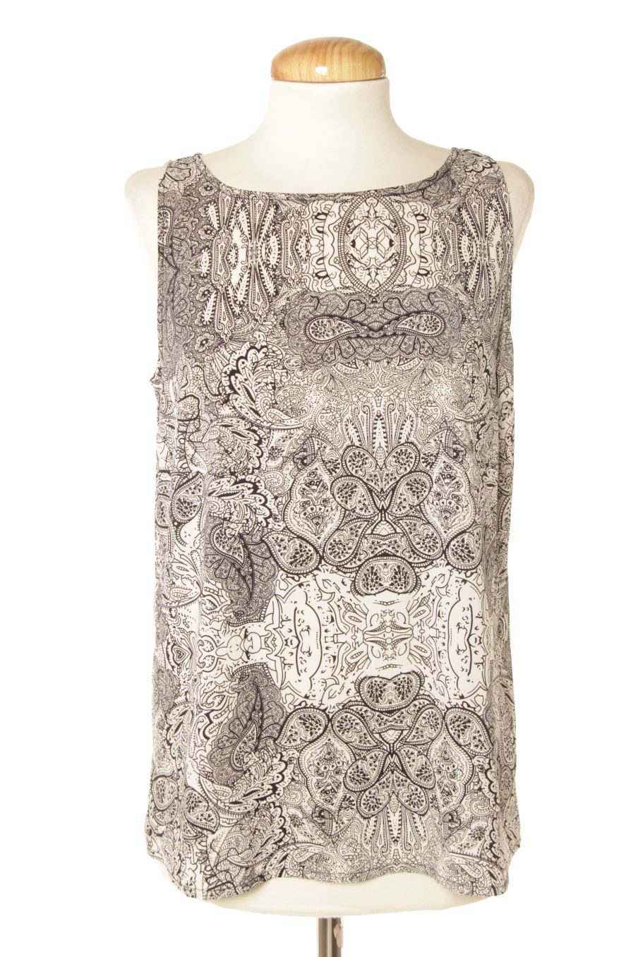 Aufwändiges Top von Jacqueline De Yong Größe 36, Farbe Aufdruck, für
