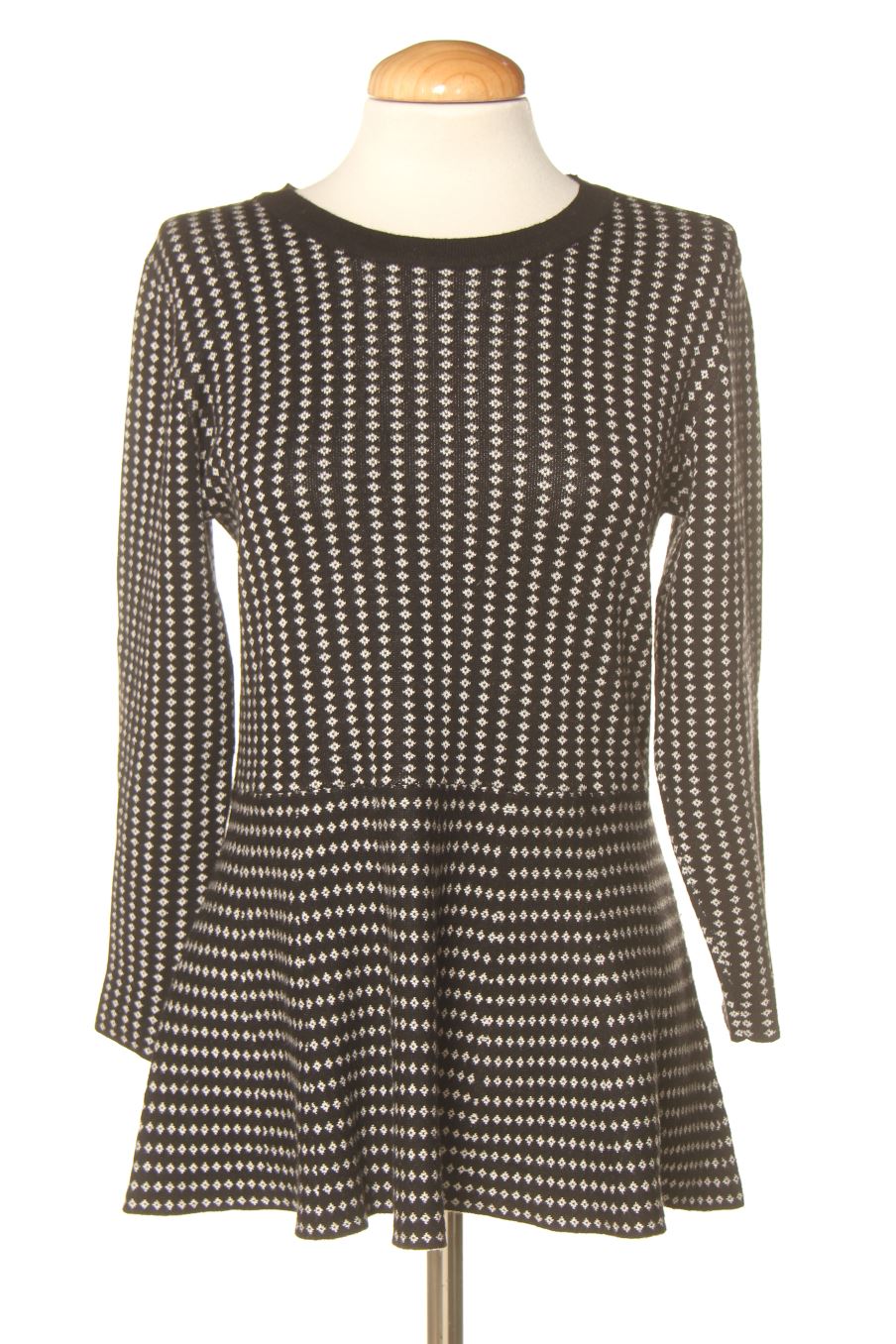 Pull Trucco de la taille S, de couleur noir