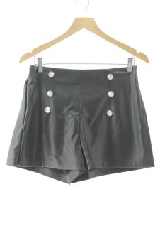Pantalón corto 40 Stradivarius