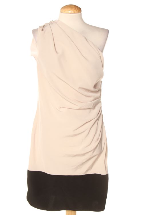 Einfaches Kleid