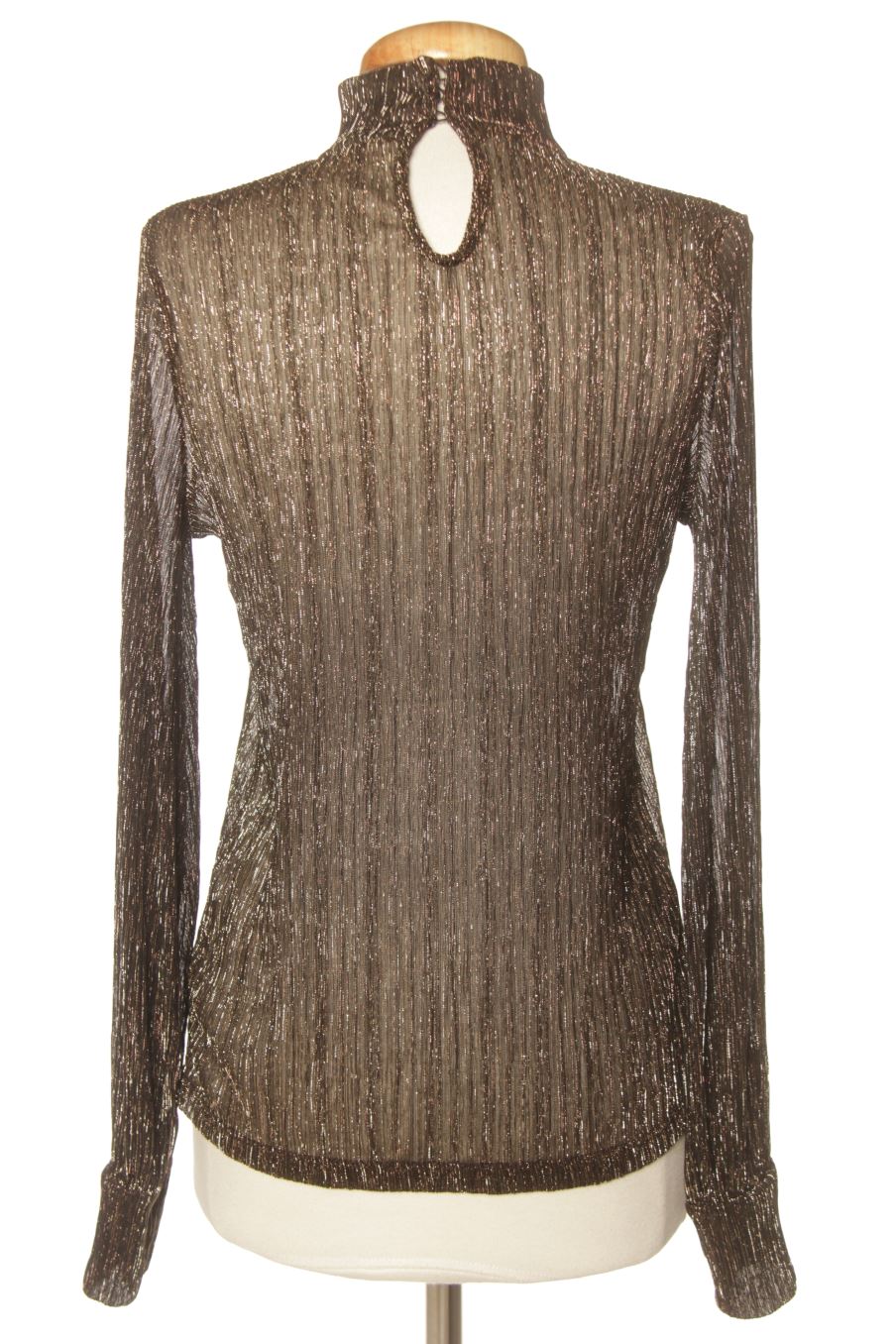 Top de Stradivarius de la talla S, de color dorado