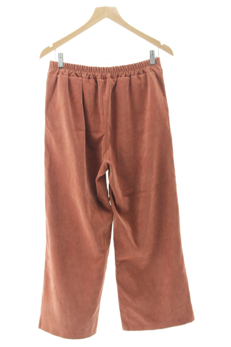 Pantalón de Celina de la talla 40, de color marrón
