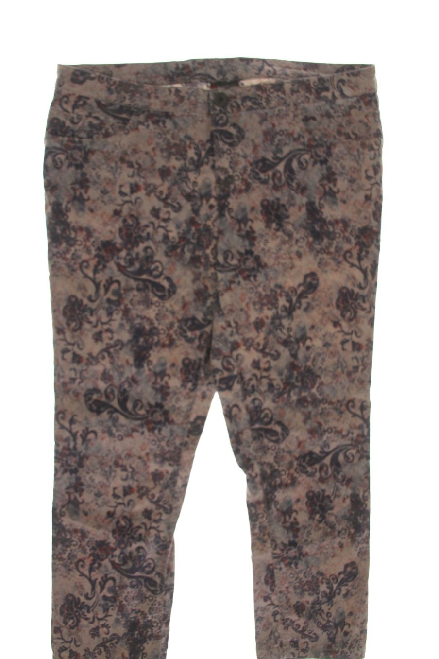 Pantalon Street one de la taille 44, de couleur imprimés