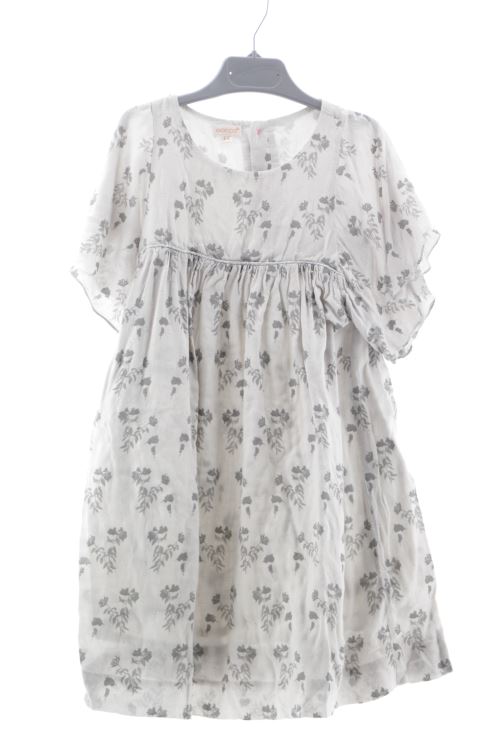 Aufwändiges Kleid