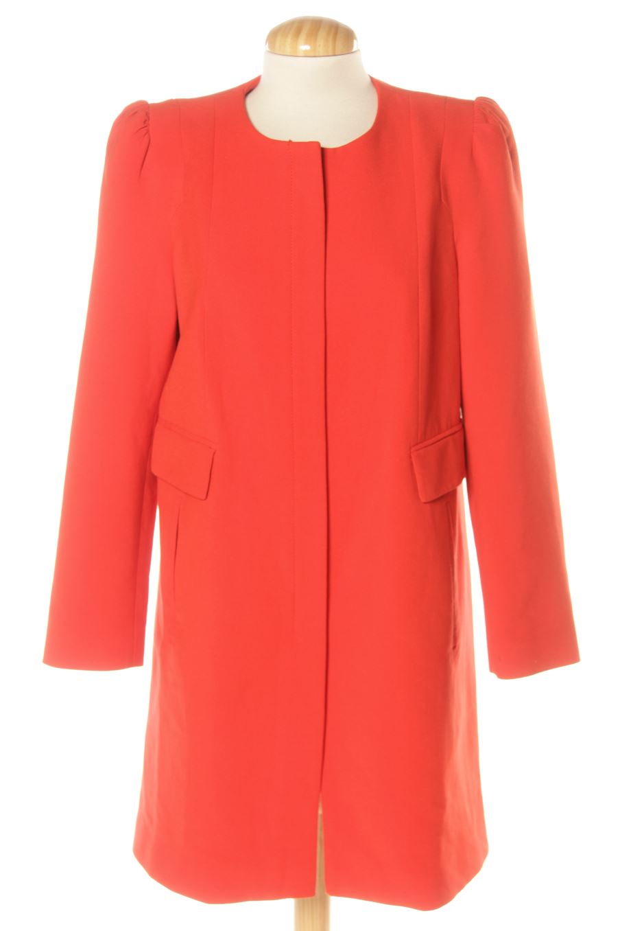 Manteau Zara de la taille L, de couleur rouge
