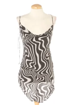Robe de jour XS Zara, photo 1 sur 2