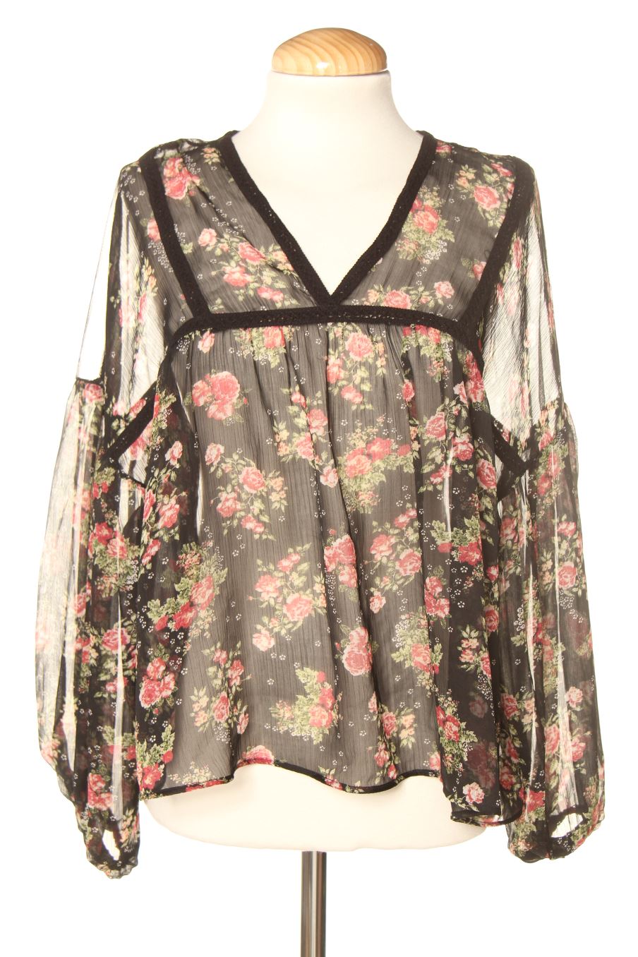 Blouse à manches longues Stradivarius de la taille M, de couleur fleurs