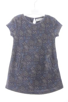 Aufwändiges Kleid 104 Sfera