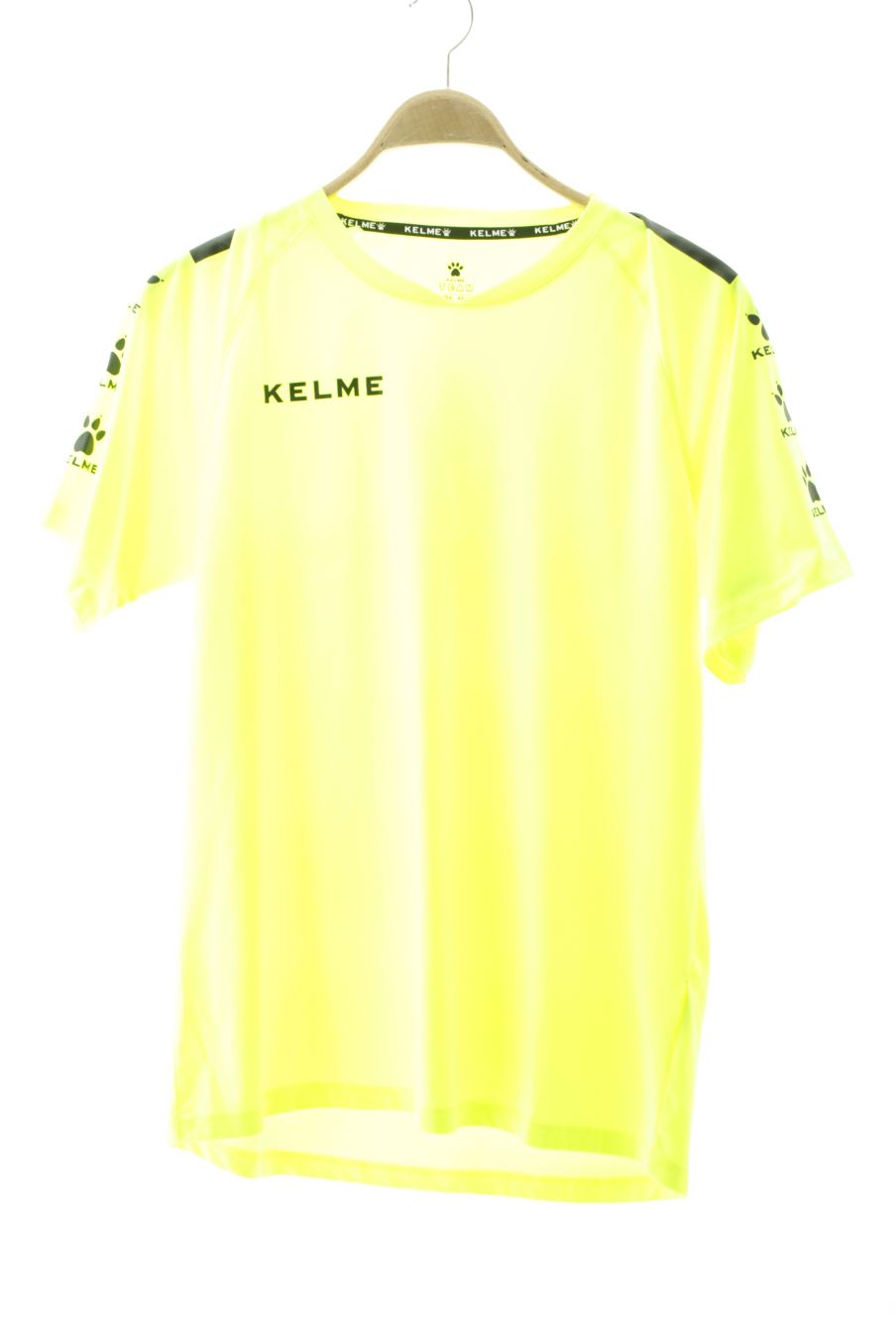 Maglietta sportiva de Kelme de la talla L