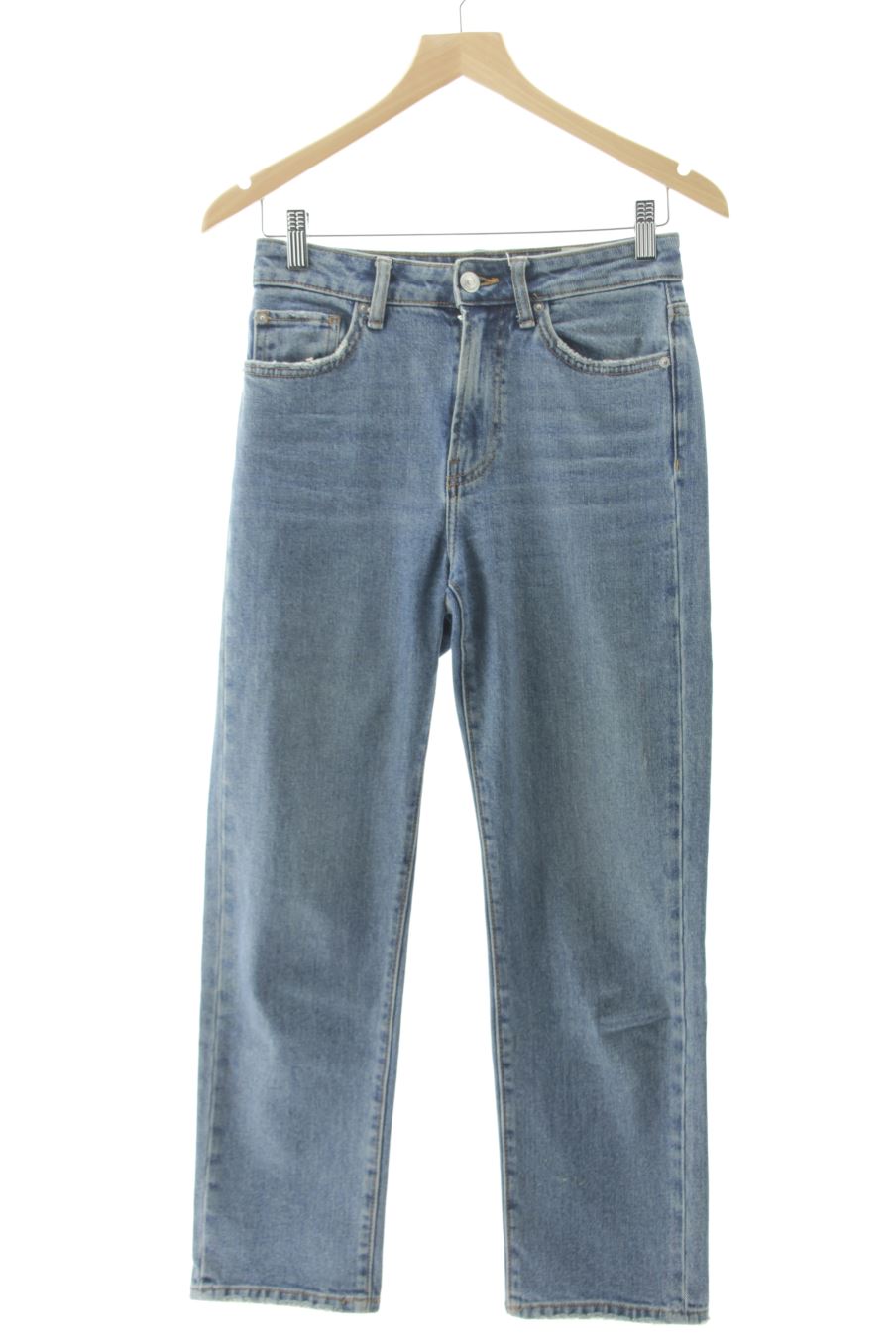 Jeans Bershka de la taille 34, de couleur bleu