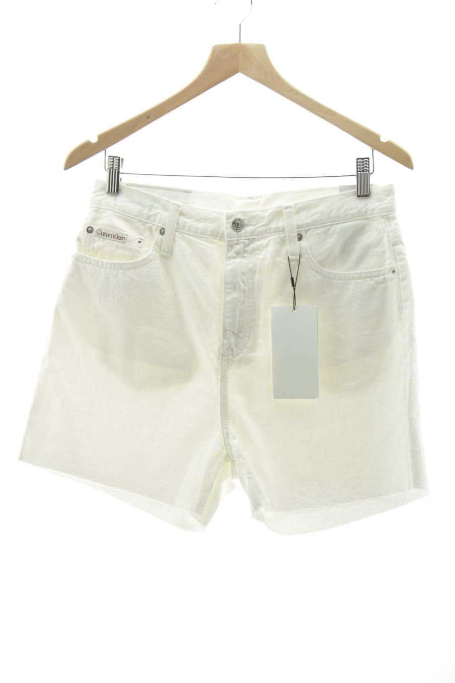 Shorts Calvin Klein de la taille 38, de couleur blanc de denim