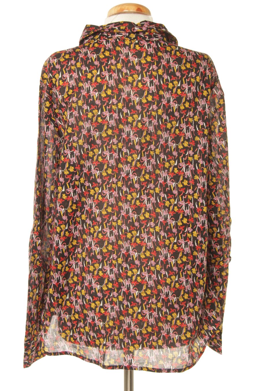 Chemise Benetton de la taille 38, de couleur fleurs