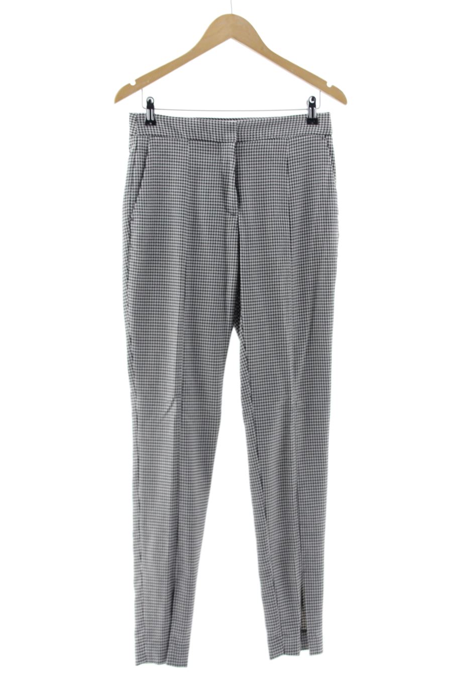 Pantalón de Zara de la talla S, de color cuadros