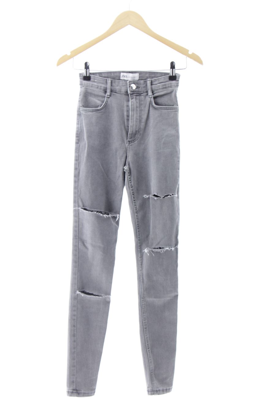 Vaquero de Zara de la talla 34, de color gris de ropa vaquera