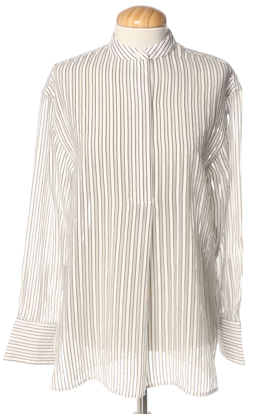 Camisa de Calvin Klein de la talla S, de color rayas