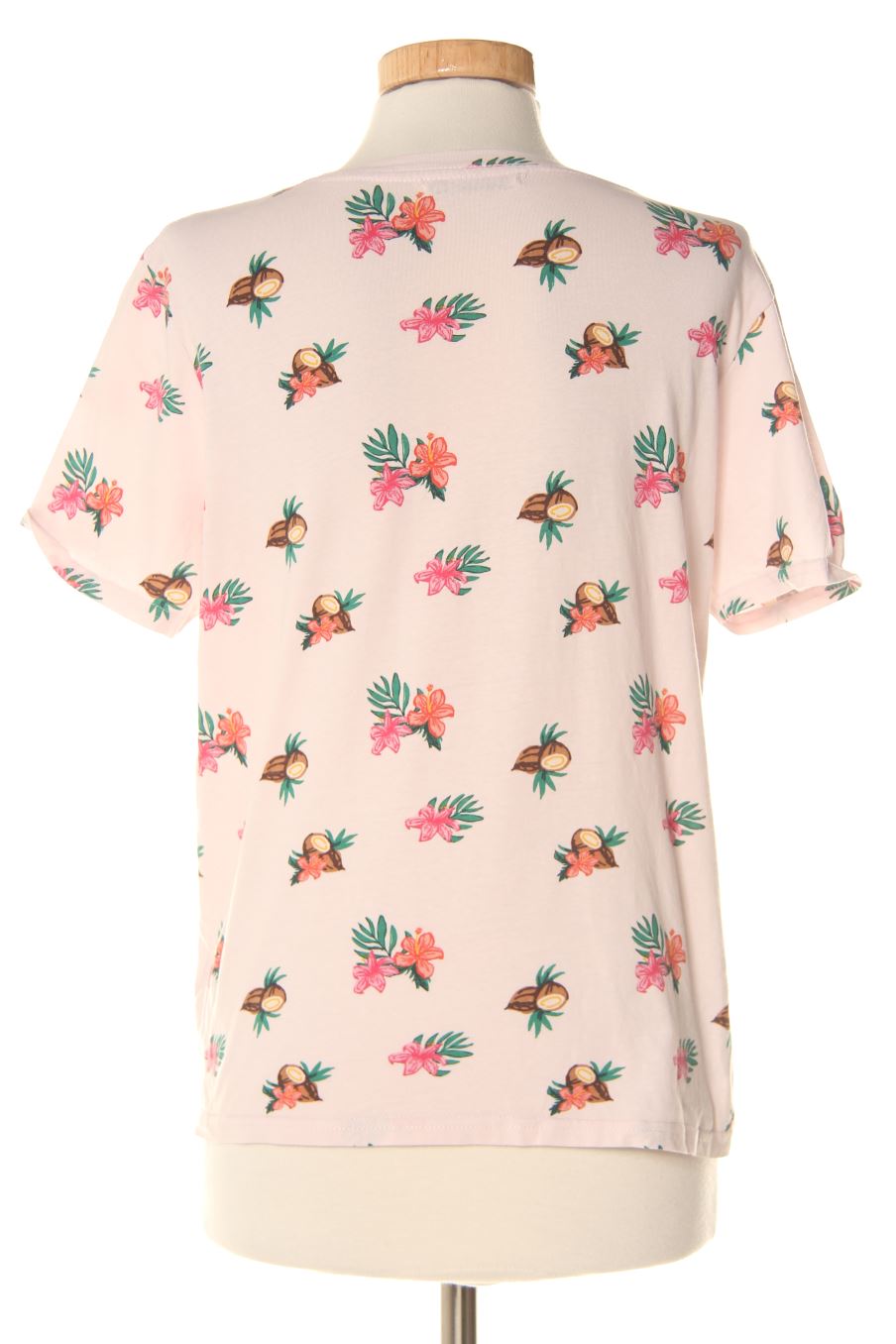 T-shirt Pull & Bear de la taille M, de couleur fleurs